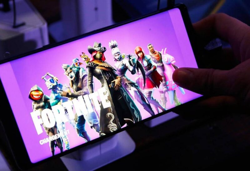 أبل وغوغل تزيلان لعبة فورتنايت من متاجرهما والأخيرة تردّ بدعوى قضائيّة