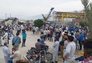 إضراب لعمال مصافي النفط في إيران