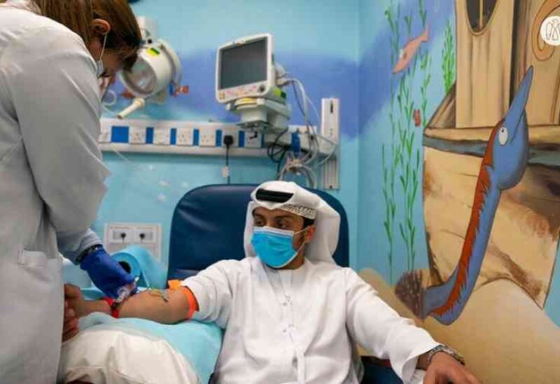 إقبال كبير للمتطوعين للمشاركة في تجارب كورونا بالإمارات