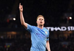 اللاعب البلجيكي دي بروين