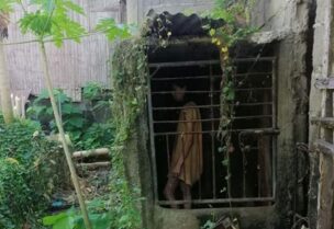 امرأة محبوسة منذ 25 عاما