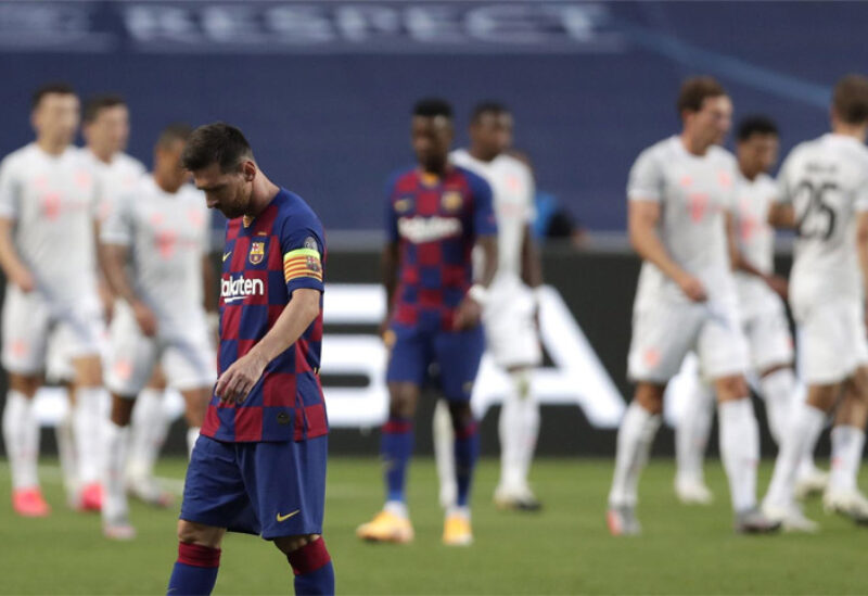 برشلونة تلقى هزيمة تاريخية بدوري أبطال أوروبا