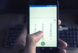 بيع رقم مميز بالصين بمبلغ كبير