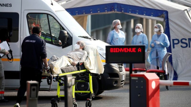 فرنسا تسجل إصابات جديدة بكورونا