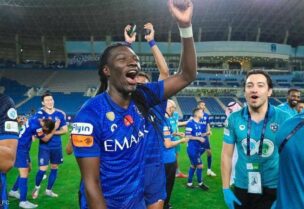 نادي الهلال يتوج بلقب الدوري السعودي
