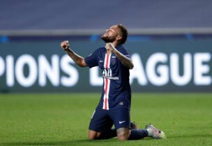 لاعب كرة القدم البرازيلي نيمار