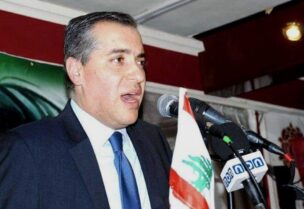 مصطفى اديب