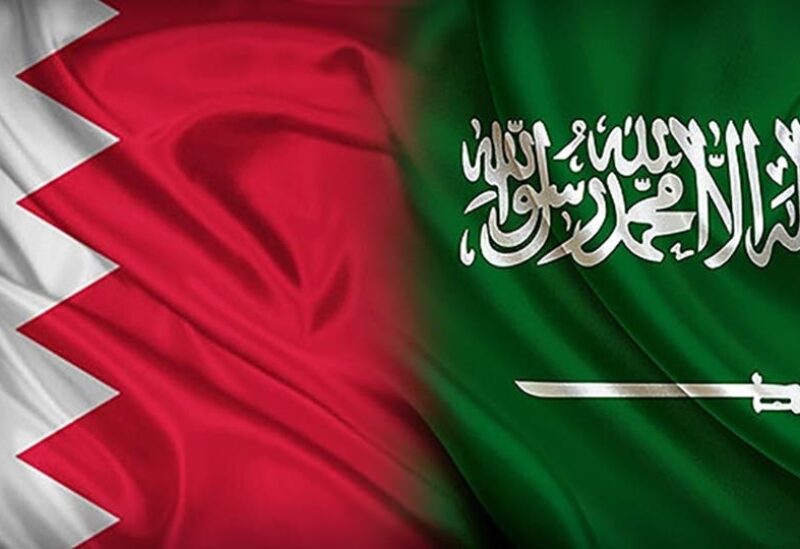الجبير يبحث التطورات الإقليمية مع وزير خارجية البحرين