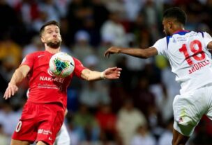 الحياة تعود إلى ملاعب الإمارات
