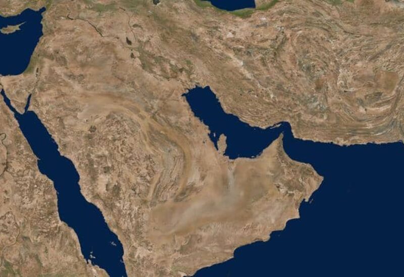 السعودية تفتح أجواءها لكافة الرحلات المتوجهة إلى الإمارات