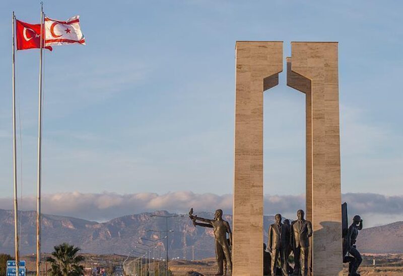 العلم التركي