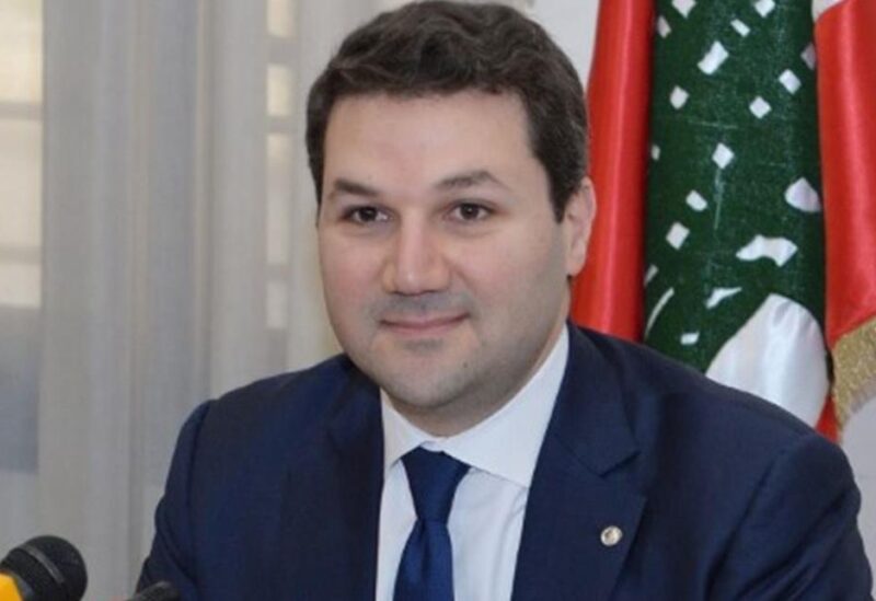 نديم الجميل