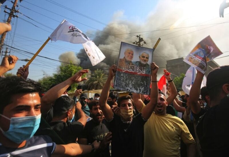 إحراق مقر حزب برزاني في بغداد