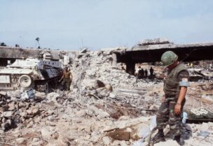 تفجير "المارينز"