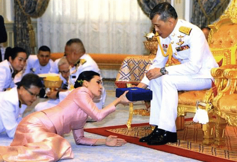ملامح من حياة ملك تايلاند