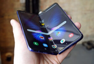 هاتف Galaxy W21 5G الجديد من سامسونغ