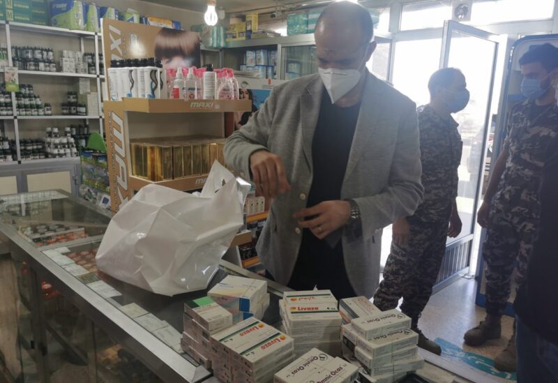 الوزير حمد حسن خلال جولة تفقدية