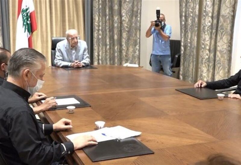 بري استقبل وفد لجنة عائلات شهداء انفجار مرفأ بيروت