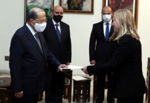 رئيس الجمهورية يتسلم اوراق اعتماد السفراء