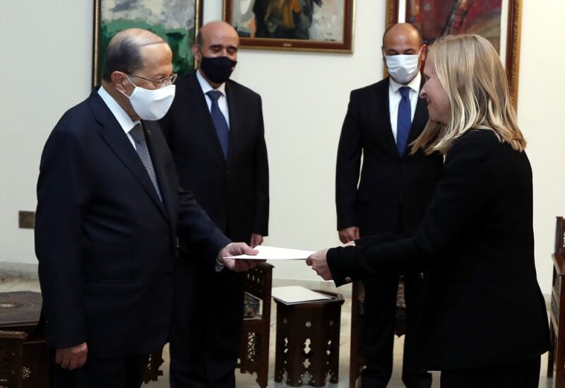 رئيس الجمهورية يتسلم اوراق اعتماد السفراء
