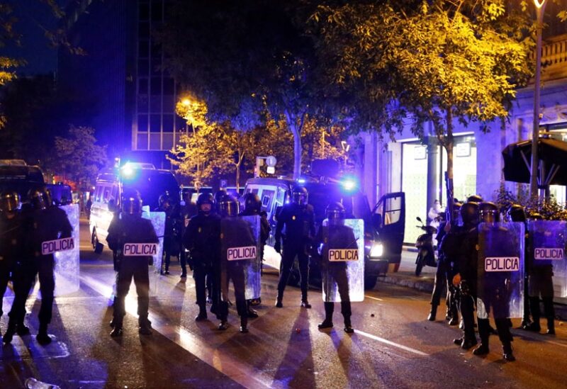 عناصر من الشرطة في مدينة برشلونة