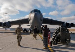 طاقم العمل الجوي لطائرة B-52H