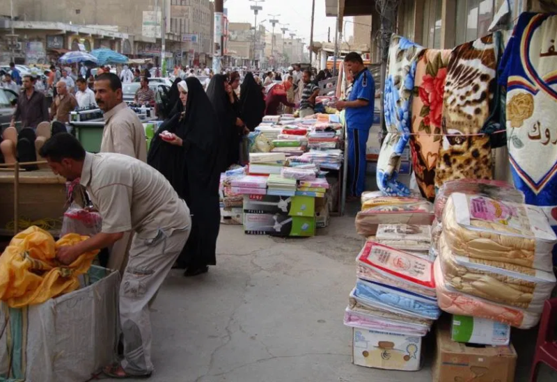 أزمة مالية جديدة تهدد رواتب الموظفين في العراق