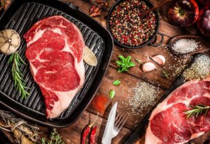 أطعمة تسبب الالتهابات
