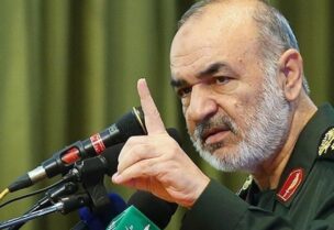 قائد الحرس الثوري الإيراني حسين سلامي