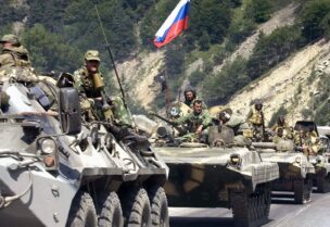 روسيا تستهدف التواجد الإيراني في سوريا