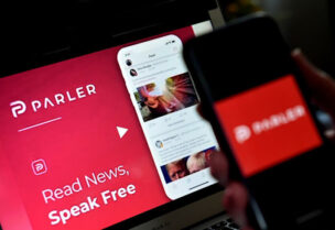 تطبيق parler