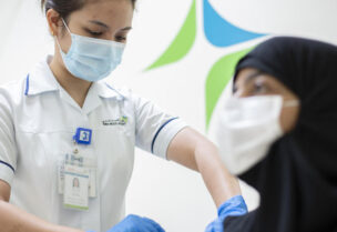 دبي تبدأ مرحلة التطعيم ضد كورونا