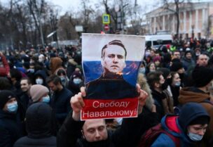 مظاهرات في روسيا تطالب بالافراج عن نافالني