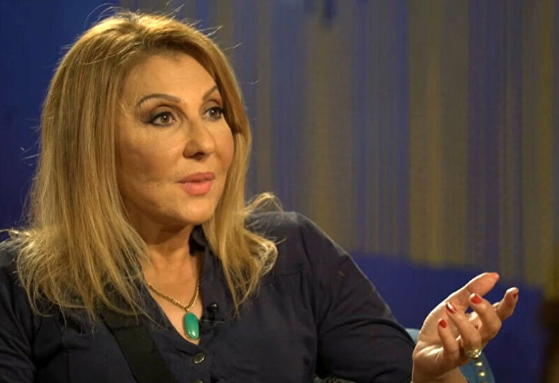 بعد غياب سنوات… نادية الجندي تكشف عن تحضيراتها لعمل جديد