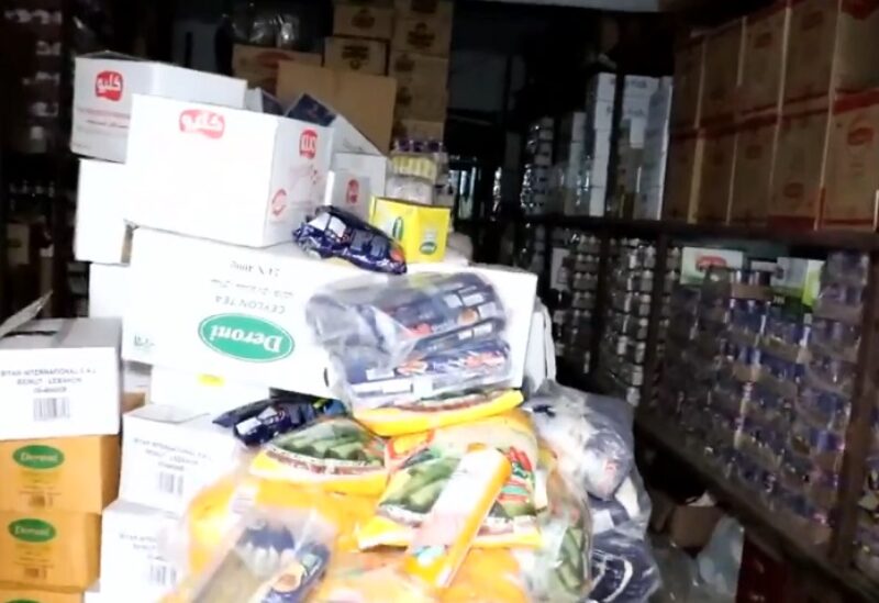ضبط كميات كبيرة من المواد الغذائية المدعومة لبيعها بأسعار مرتفعة