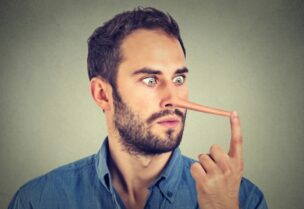 دراسة تتحدث عن علامة فارقة في صوت "الكذاب"