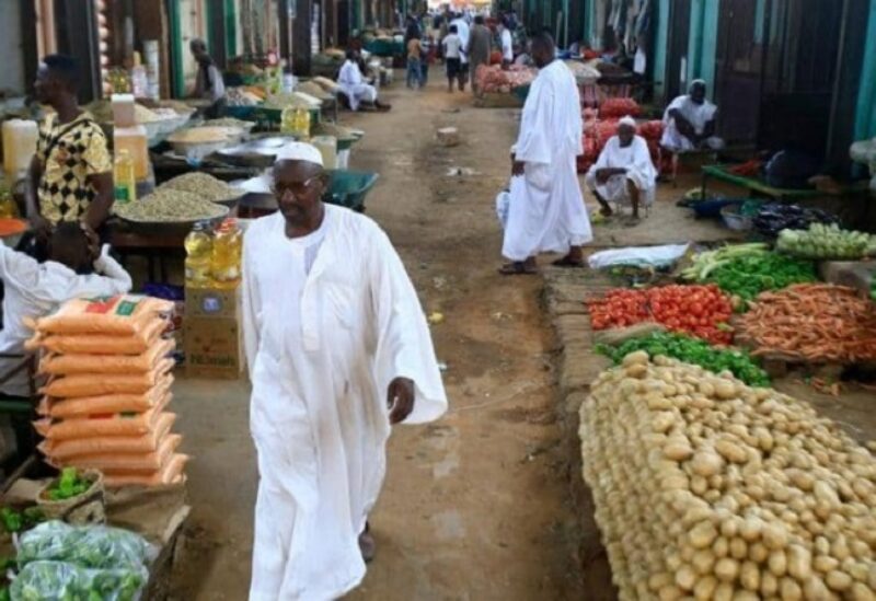 التضخم في السودان يتجاوز 300 في المئة