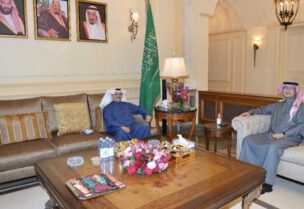 بخاري عرض مع سفير الكويت المستجدات العربية والإقليمية