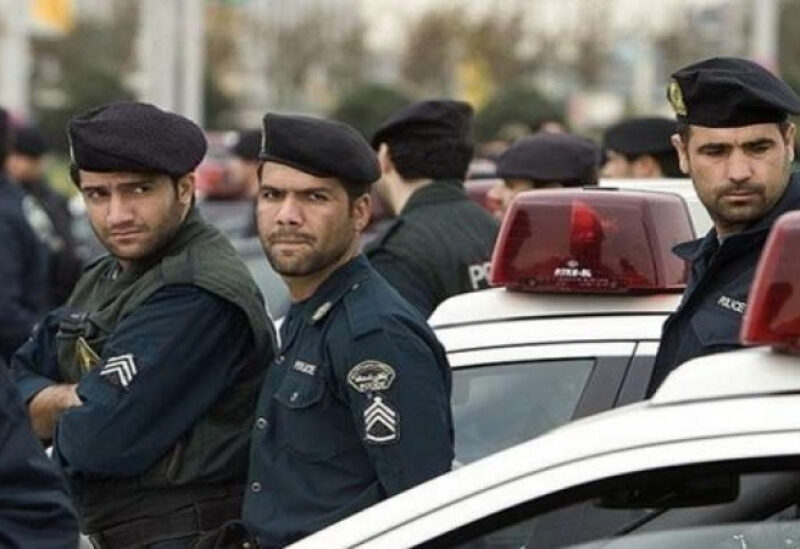 عناصر من الأمن الإيراني-أرشيفية