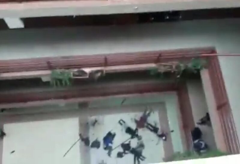 وفاة طلاب في جامعة في بوليفيا