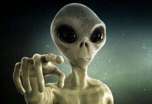 مخلوقات فضائية - تعبيرية