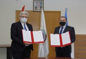 الوزير مرتضى وسفير الفاو في لبنان موريس سعادة
