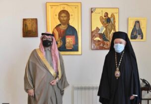 السفير السعودي والمطران عوده
