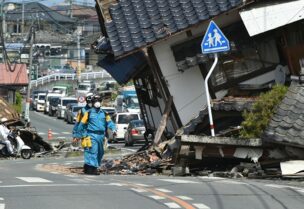أرشيفية لآثار زلزال في اليابان