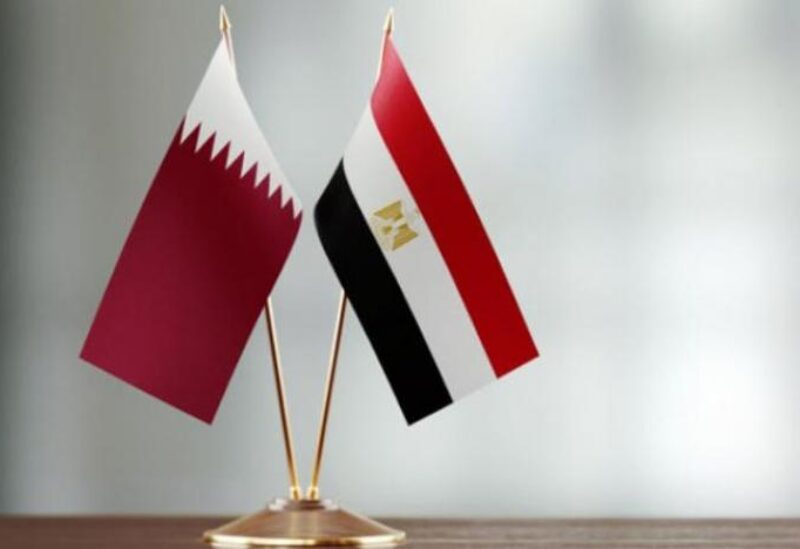 العلم المصري والقطري