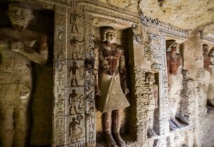 تتوالي الاكتشافات الأثرية في مصر