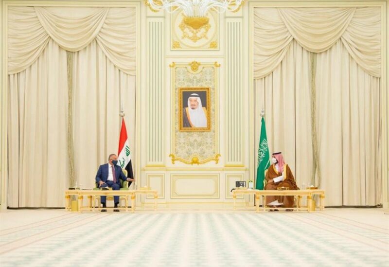 ولي العهد السعودي يستقبل الكاظمي