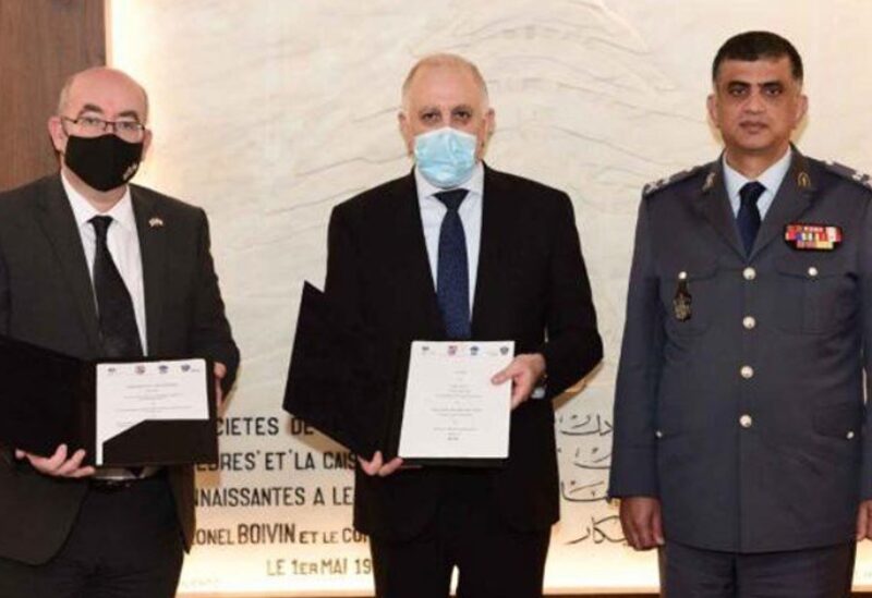 الوزير محمد فهمي واللواء عثمان والقائم بأعمال السفارة البريطانية