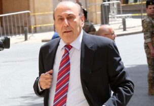 النائب أنيس نصّار