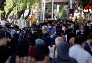إيران تسجل أرقام مرتفعة بكورونا